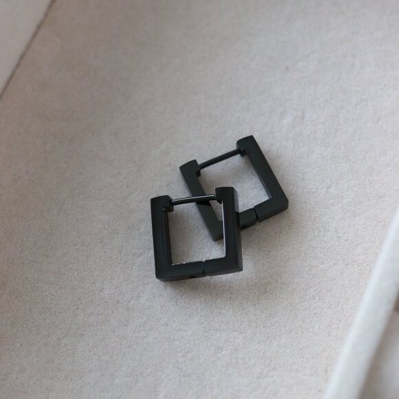 Square Style Huggie Hoop Earrings Black Stainless Steel - Picture 4 of 4